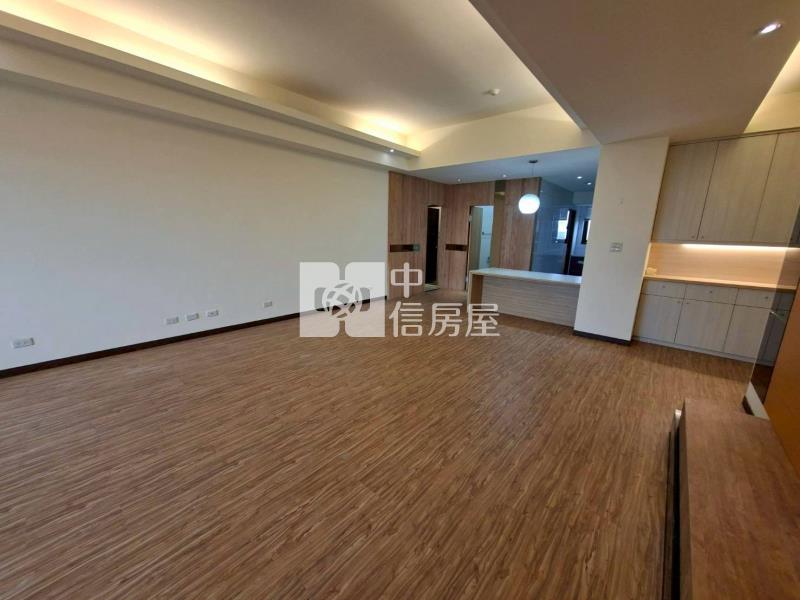 捷運A20附近三房車房屋室內格局與周邊環境