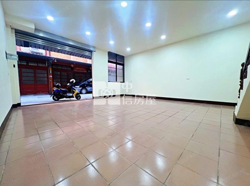 楊梅室內雙車位整新透天房屋室內格局與周邊環境