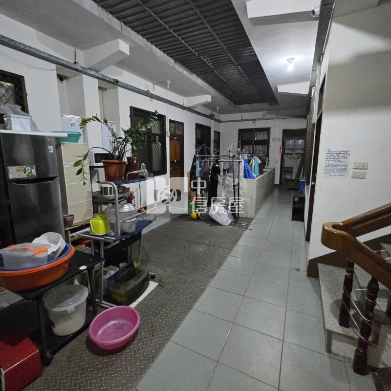 中大經典32套房房屋室內格局與周邊環境