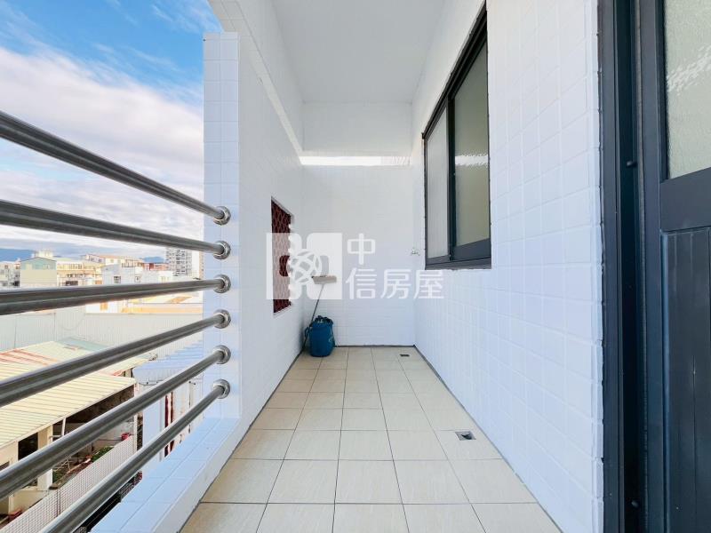 國光名廈三房休旅車房屋室內格局與周邊環境