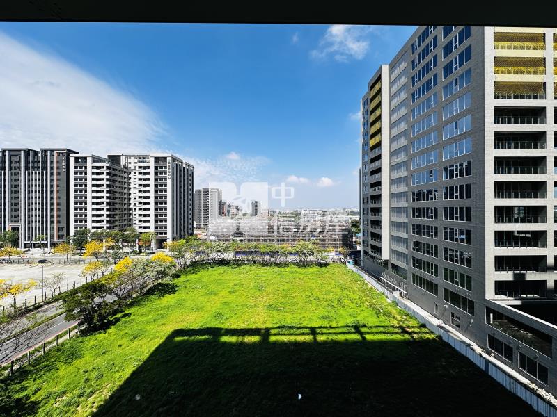 【神馬】A18高鐵站前事務所+車位房屋室內格局與周邊環境