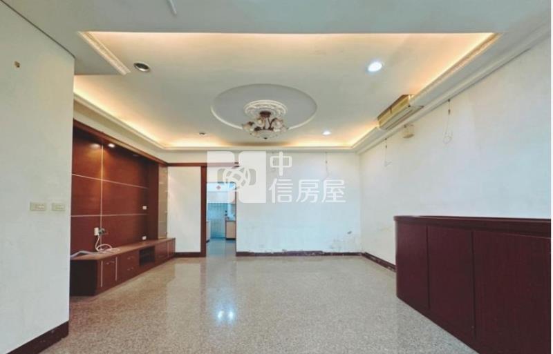 太平運動公園旁雙車大面寬透天房屋室內格局與周邊環境