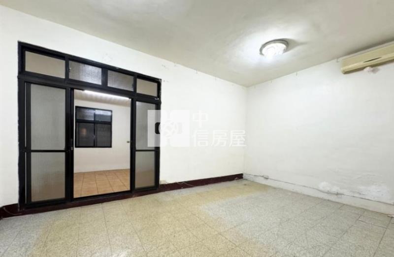 太平運動公園旁雙車大面寬透天房屋室內格局與周邊環境