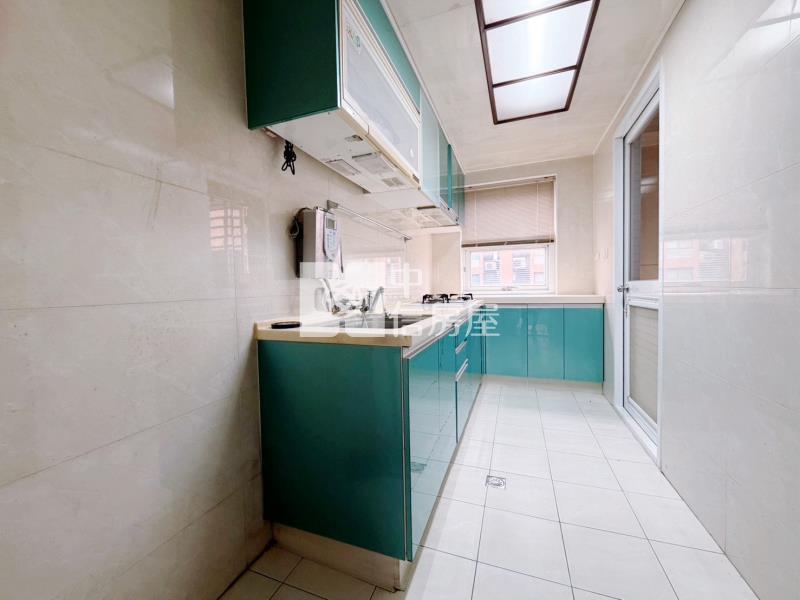 美學苑景觀三車四房房屋室內格局與周邊環境