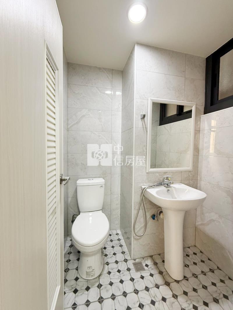 大里㊣25米中興路透店B房屋室內格局與周邊環境