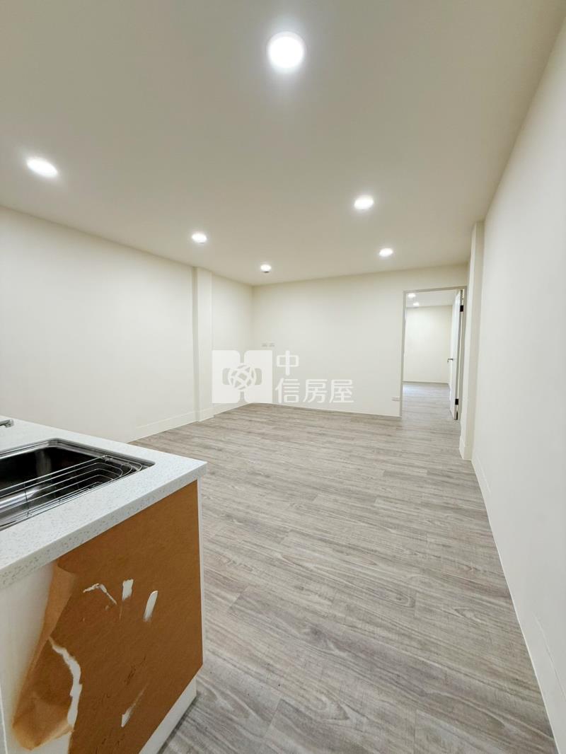 大里㊣25米中興路透店C房屋室內格局與周邊環境