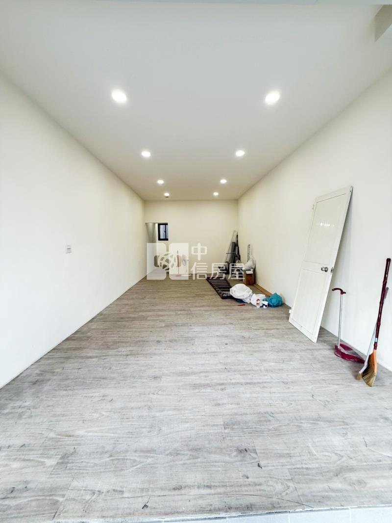 大里㊣25米中興路透店C房屋室內格局與周邊環境