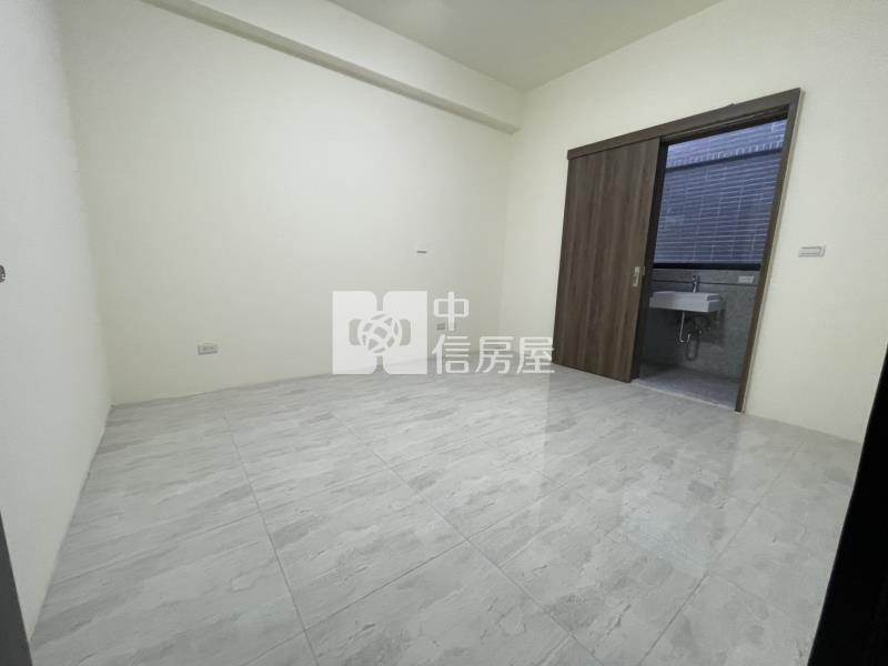 平鎮家樂福全新雙車電梯別墅房屋室內格局與周邊環境