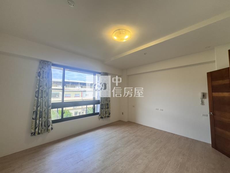 斗六正佳i-park雙車美墅房屋室內格局與周邊環境