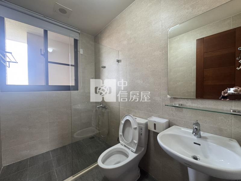 斗六正佳i-park雙車美墅房屋室內格局與周邊環境