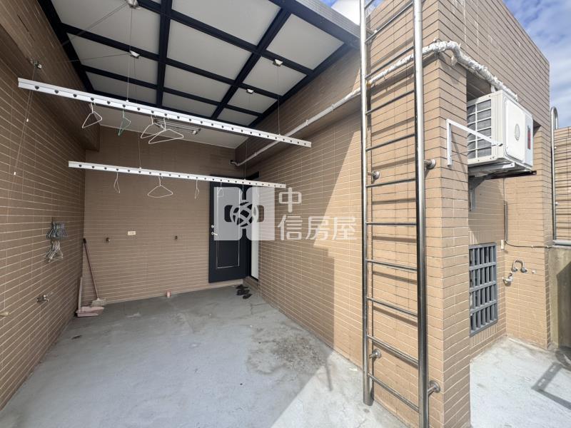 斗六正佳i-park雙車美墅房屋室內格局與周邊環境