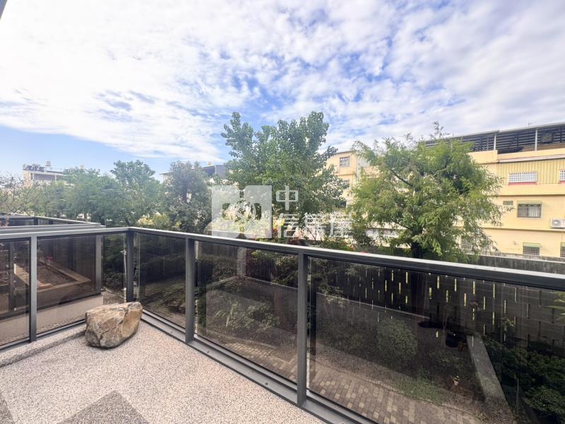 斗六正佳i-park雙車美墅房屋室內格局與周邊環境