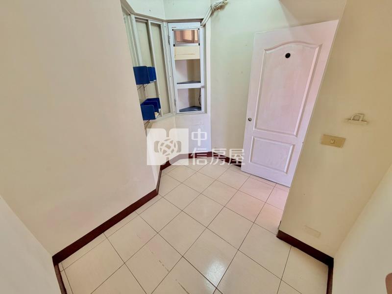 文藻商圈樓中樓景觀宅五房房屋室內格局與周邊環境