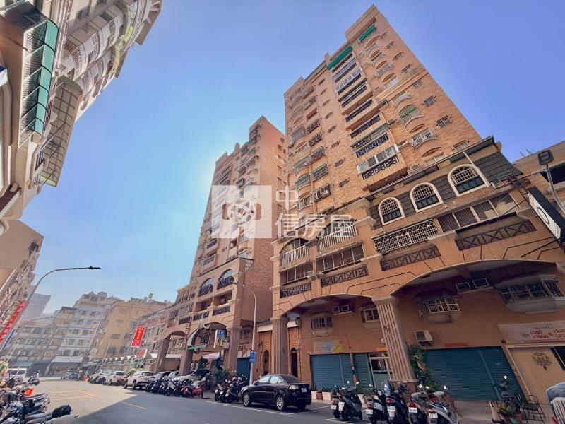 文藻商圈樓中樓景觀宅五房房屋室內格局與周邊環境