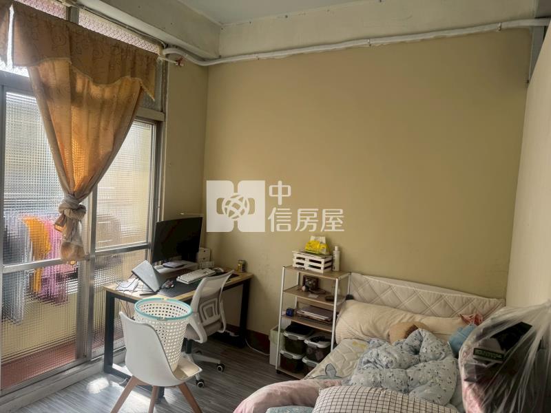 斗六影城旁大地坪雙併透天房屋室內格局與周邊環境