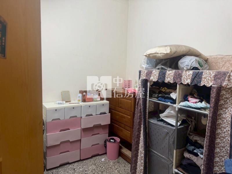 斗六影城旁大地坪雙併透天房屋室內格局與周邊環境