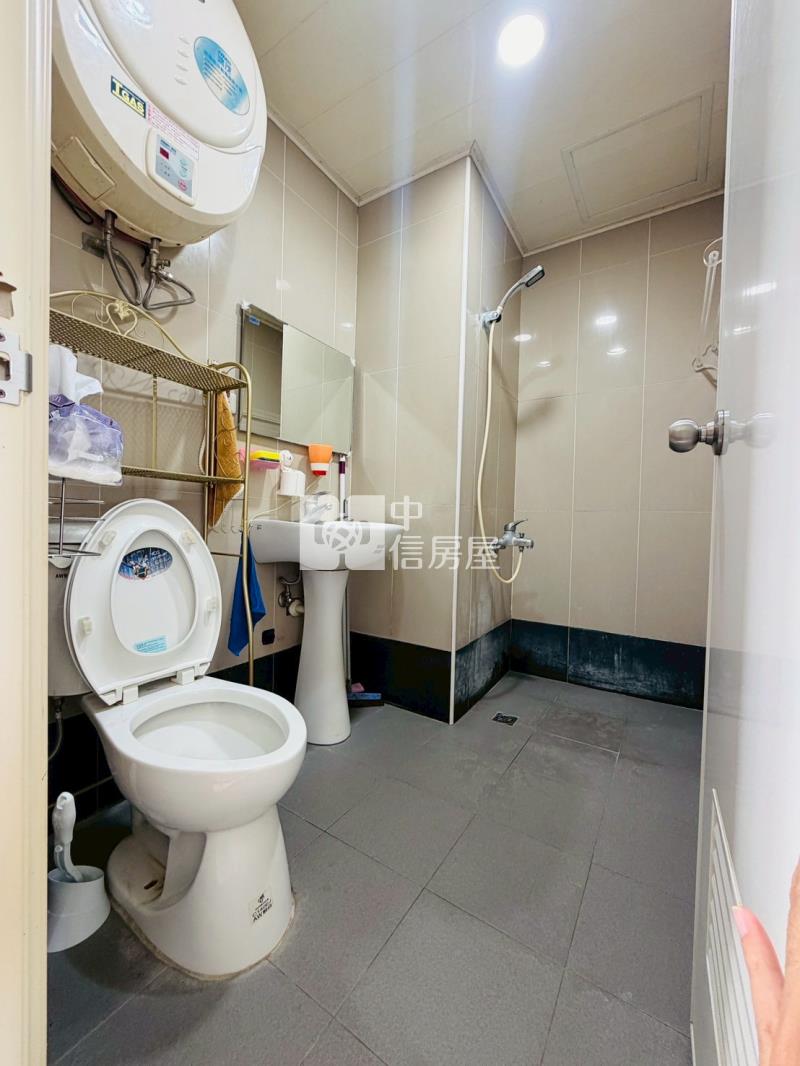 中壢車站典藏巴黎河岸套房車房屋室內格局與周邊環境