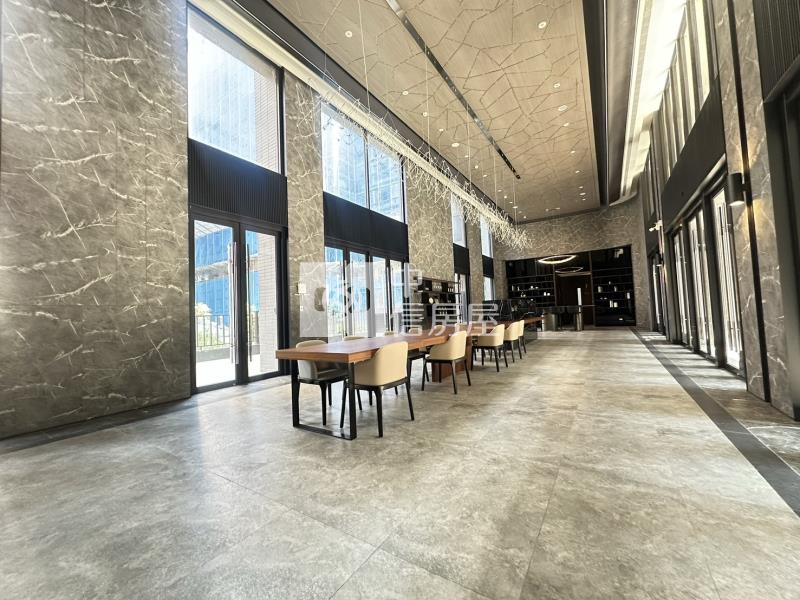 專任⭐️青埔A17站⭐️原3房(現2房)+高樓景觀+車位房屋室內格局與周邊環境