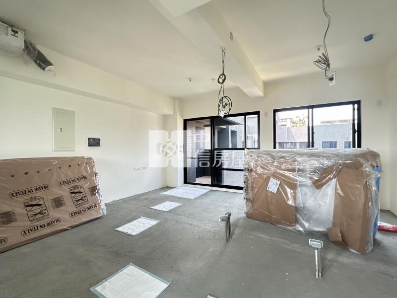 專任⭐️青埔A17站⭐️原3房(現2房)+高樓景觀+車位房屋室內格局與周邊環境