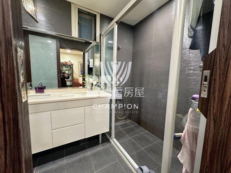 【冠軍】中正路裝潢無敵海景兩房房屋室內格局與周邊環境