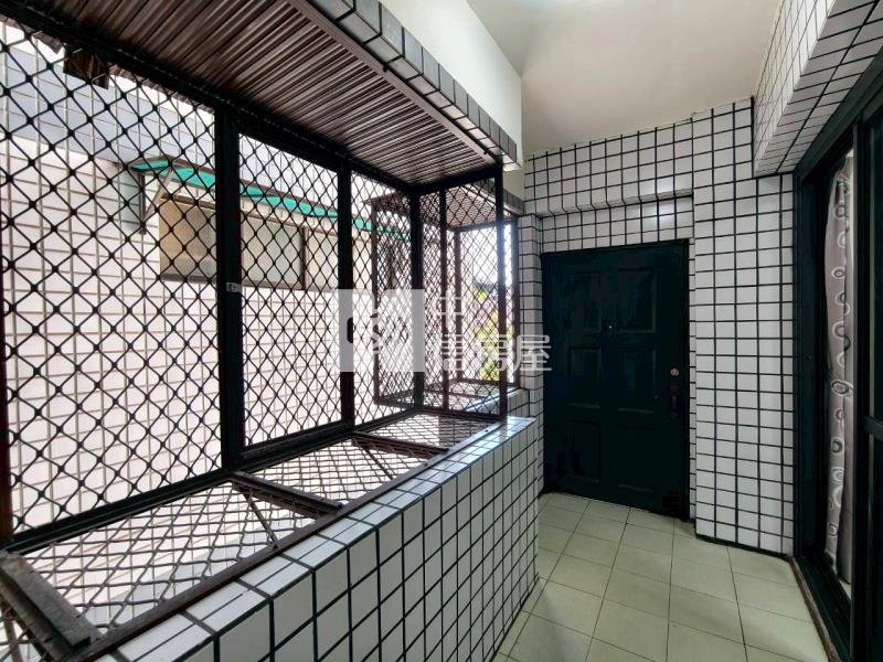 北太平低總價全新整理三房美寓房屋室內格局與周邊環境