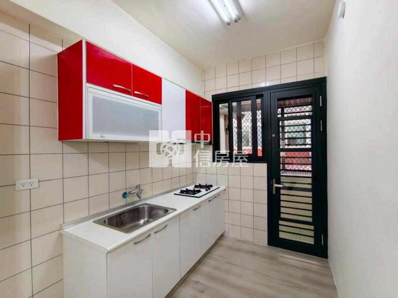 北太平低總價全新整理三房美寓房屋室內格局與周邊環境