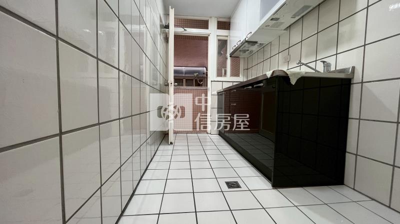 楊梅交流道美三房房屋室內格局與周邊環境