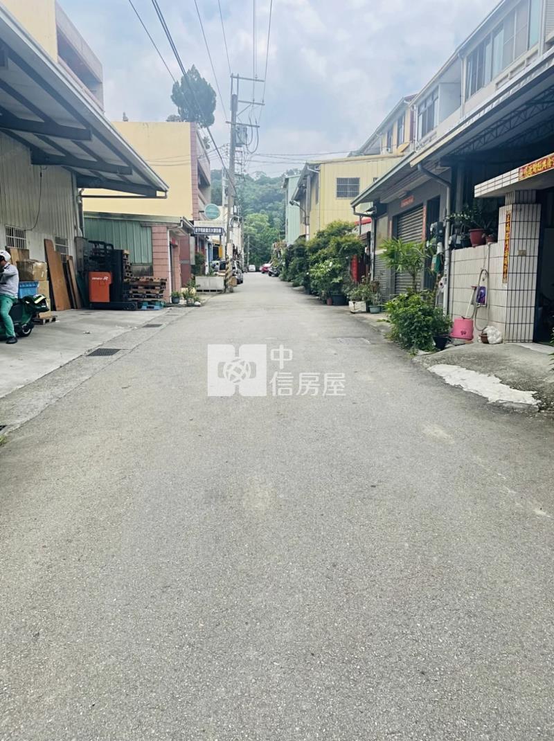 低總價方正丙建地房屋室內格局與周邊環境