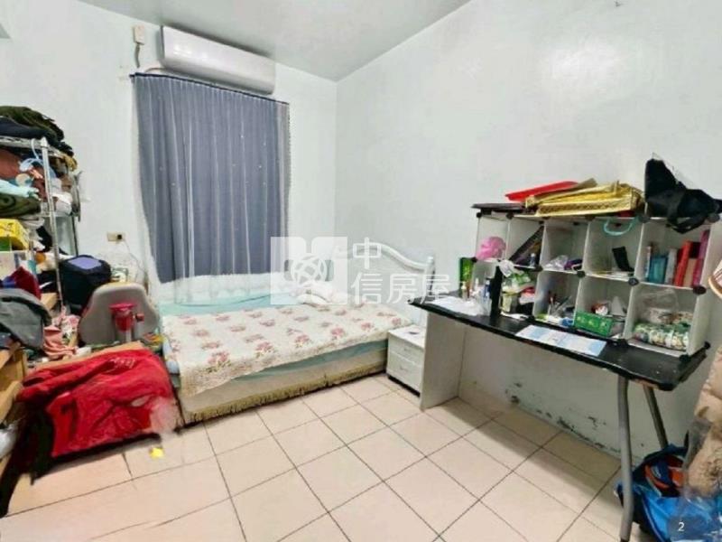 內壢國中公寓B1+1樓門前停車(中信卓越團隊)房屋室內格局與周邊環境