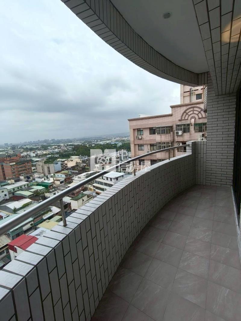 太陽村精美4房房屋室內格局與周邊環境