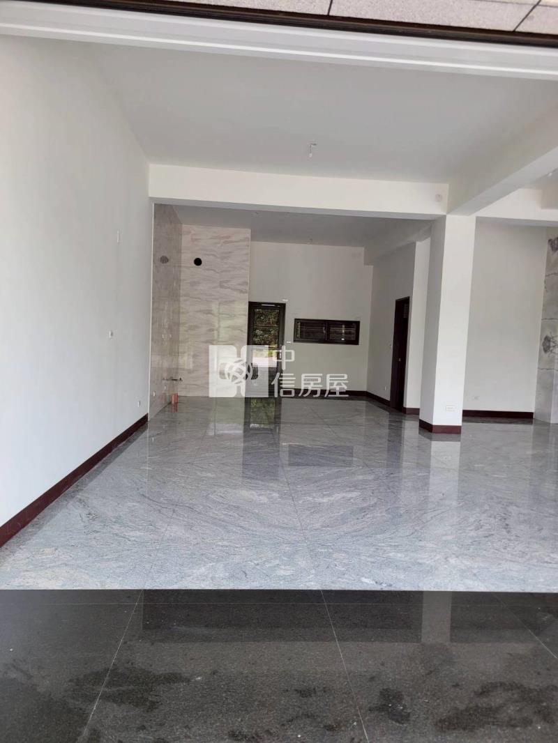 二林黃金雙店面(電梯)房屋室內格局與周邊環境