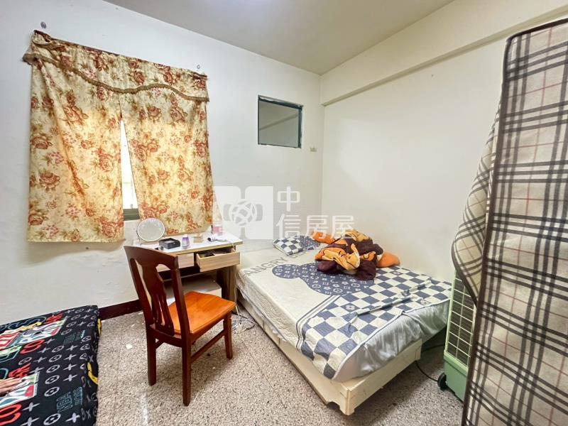 大溪交流道邊間別墅房屋室內格局與周邊環境