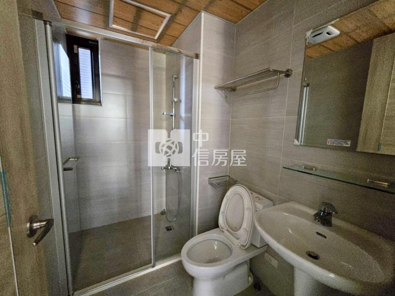 平鎮金陵路.近北商.挑高大空間(可停雙車)房屋室內格局與周邊環境