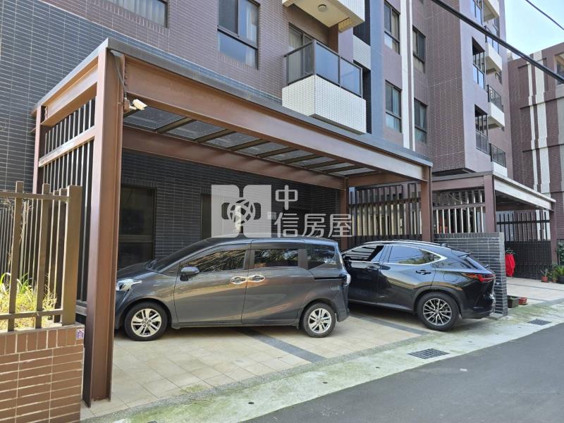 平鎮金陵路.近北商.挑高大空間(可停雙車)房屋室內格局與周邊環境