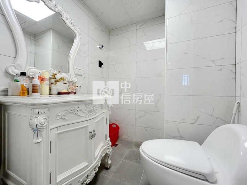 培英景觀4改3房+車位房屋室內格局與周邊環境