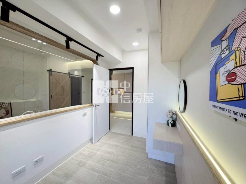 屏東向山學全新精裝兩房大平車房屋室內格局與周邊環境