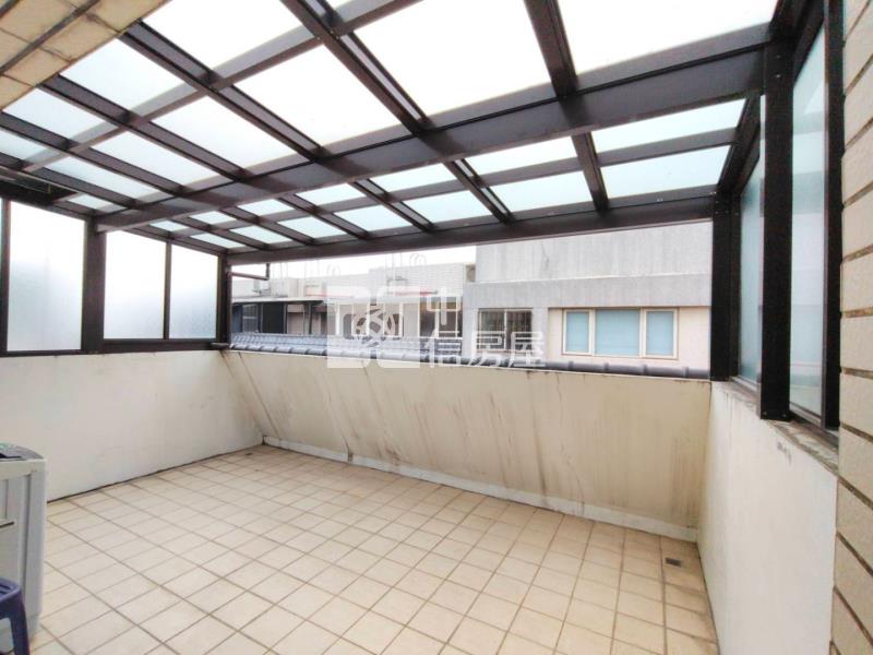 平鎮金陵北商66/百坪電梯別墅12富房屋室內格局與周邊環境