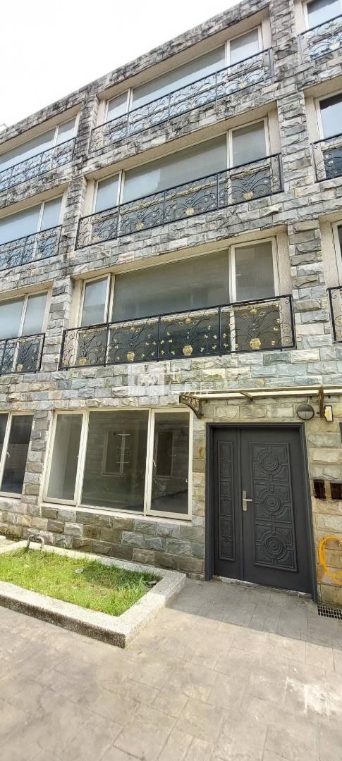 平鎮金陵北商66/百坪電梯別墅12富房屋室內格局與周邊環境