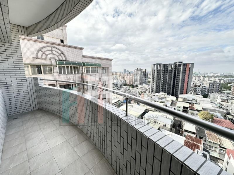 【豐禾】內壢前站高樓景觀精裝美四房房屋室內格局與周邊環境