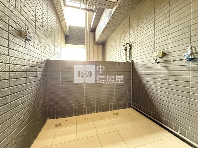 弘文中學恆山和合視野三房雙平車房屋室內格局與周邊環境