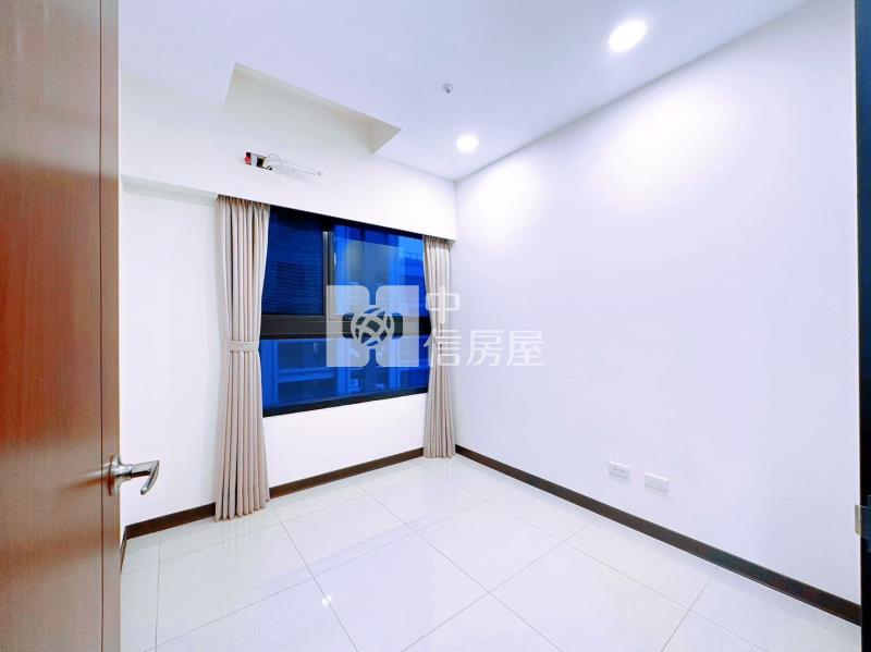 新潤翡麗A7景觀三房車房屋室內格局與周邊環境