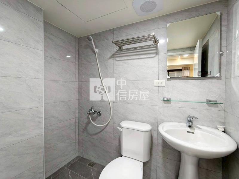 水湳經貿高投報新整理電梯透套房屋室內格局與周邊環境