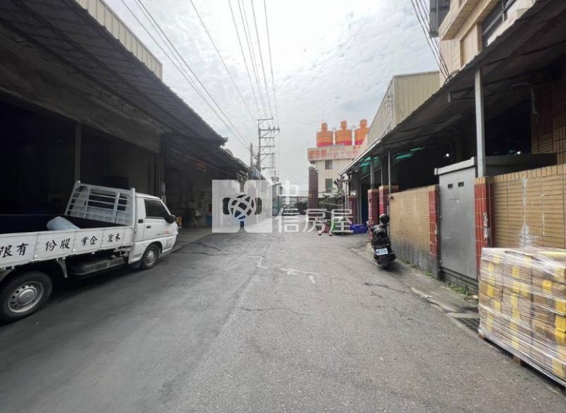 超大面寬乙工廠房房屋室內格局與周邊環境