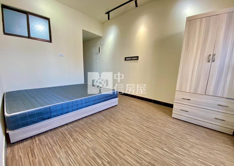 一中商圈稀有低總價陽台美套房屋室內格局與周邊環境