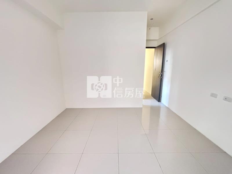 北區一中商圈全新未住電梯透天房屋室內格局與周邊環境