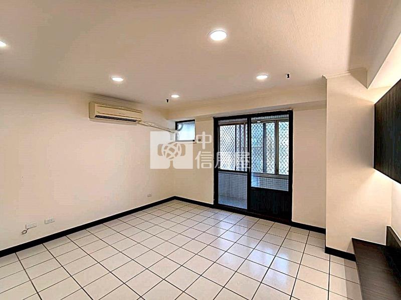 樹孝商圈低價高樓大三房視野戶房屋室內格局與周邊環境