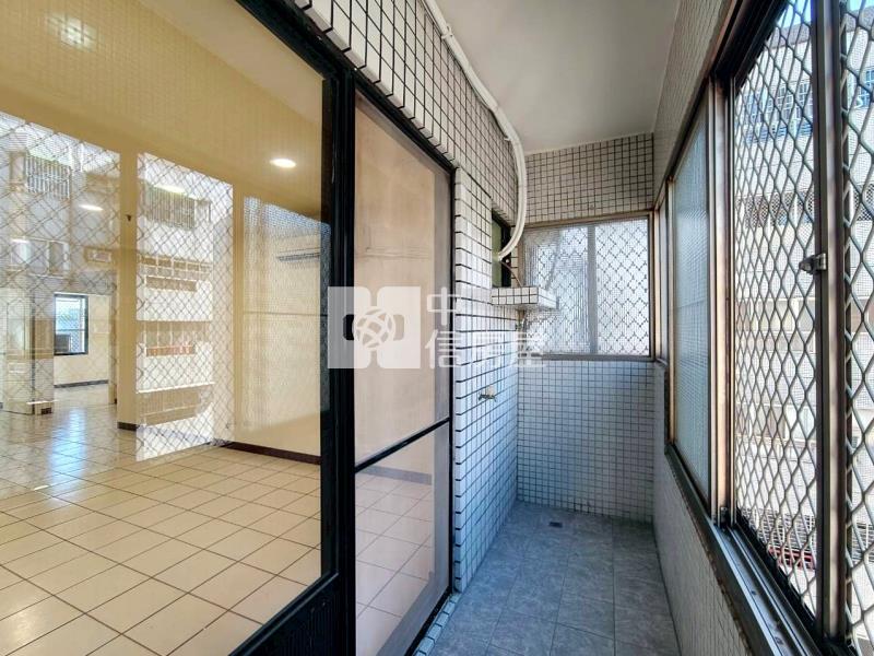 樹孝商圈低價高樓大三房視野戶房屋室內格局與周邊環境