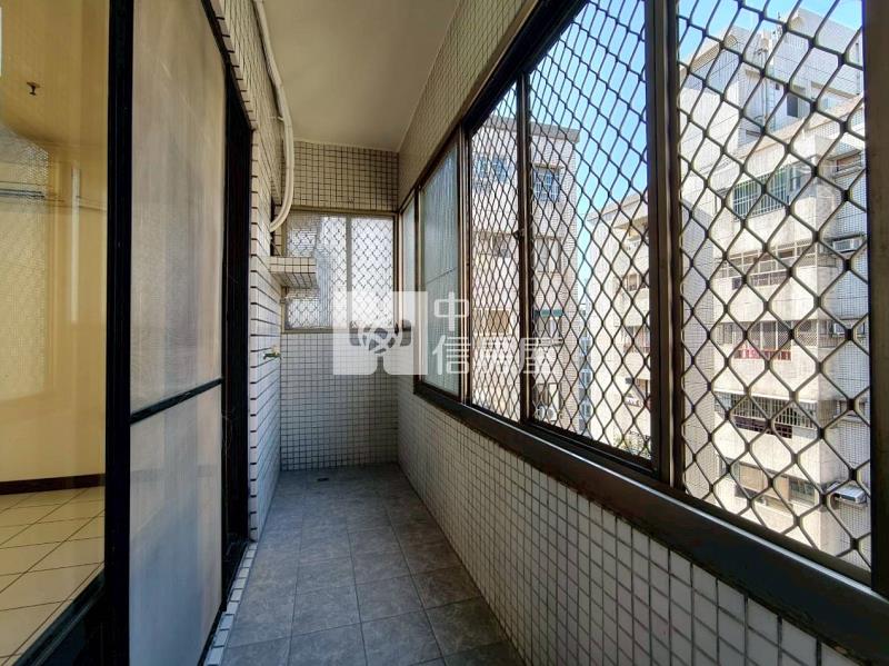 樹孝商圈低價高樓大三房視野戶房屋室內格局與周邊環境