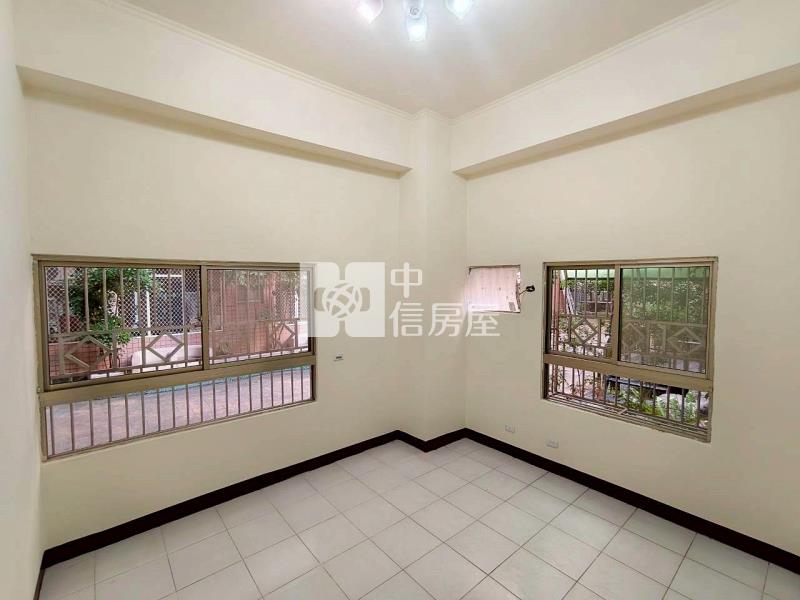 太平運動場挑高四米孝親大三房房屋室內格局與周邊環境