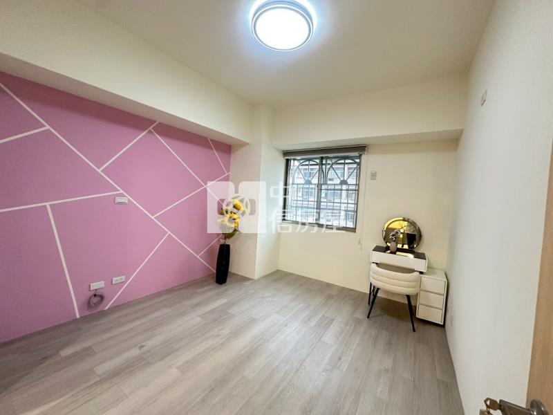 香湖公園精美3房房屋室內格局與周邊環境